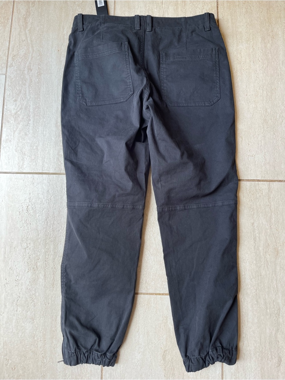 Banana Republic Black Cargo Pants with jogger zip ankles size 8 brand new - Picture 4 of 7